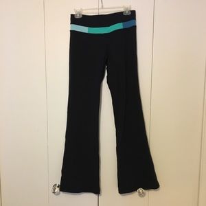 Reversible Lululemon yoga pants